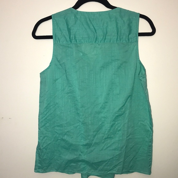 J Crew Sleeveless Top with Smocking - Picture 2 of 3